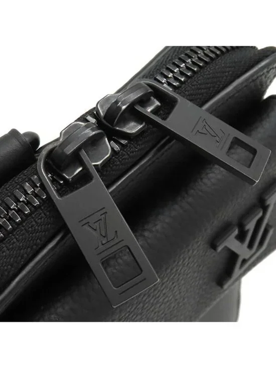 Louis Vuitton Shoulder Bag Aerogram Phone Pouch Grain Leather Black Matte - Picture 5 of 12